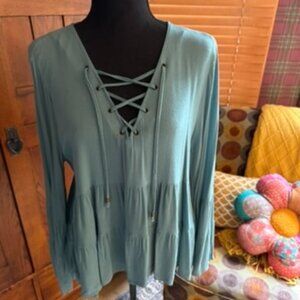 Long Sleeve Babydoll Tiered Top Size Large